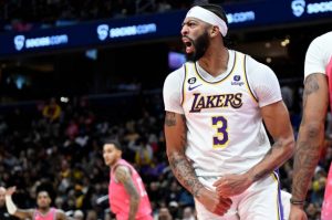 Anthony Davis one of the key players for the Lakers