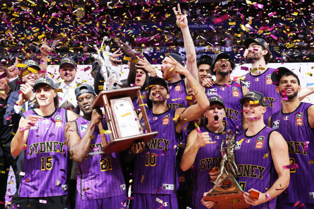 A Kings 3-2 Victory over the Breakers lead to back-to-back NBL Championships for the Kings